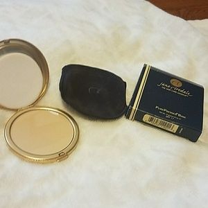 Jane Iredale press powder